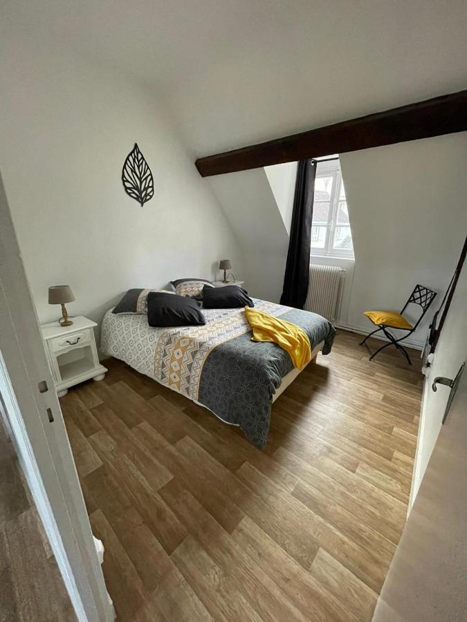 Le Tertre - Quartier Cathedrale - Parking Prive Inclus Apartment Chartres Exterior photo